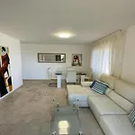 Διαμέρισμα With Sea Views *