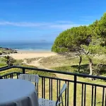 With Sea Views Διαμέρισμα *