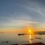 Διαμέρισμα With Sea Views *