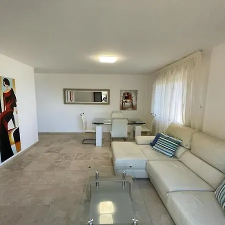 Διαμέρισμα With Sea Views *